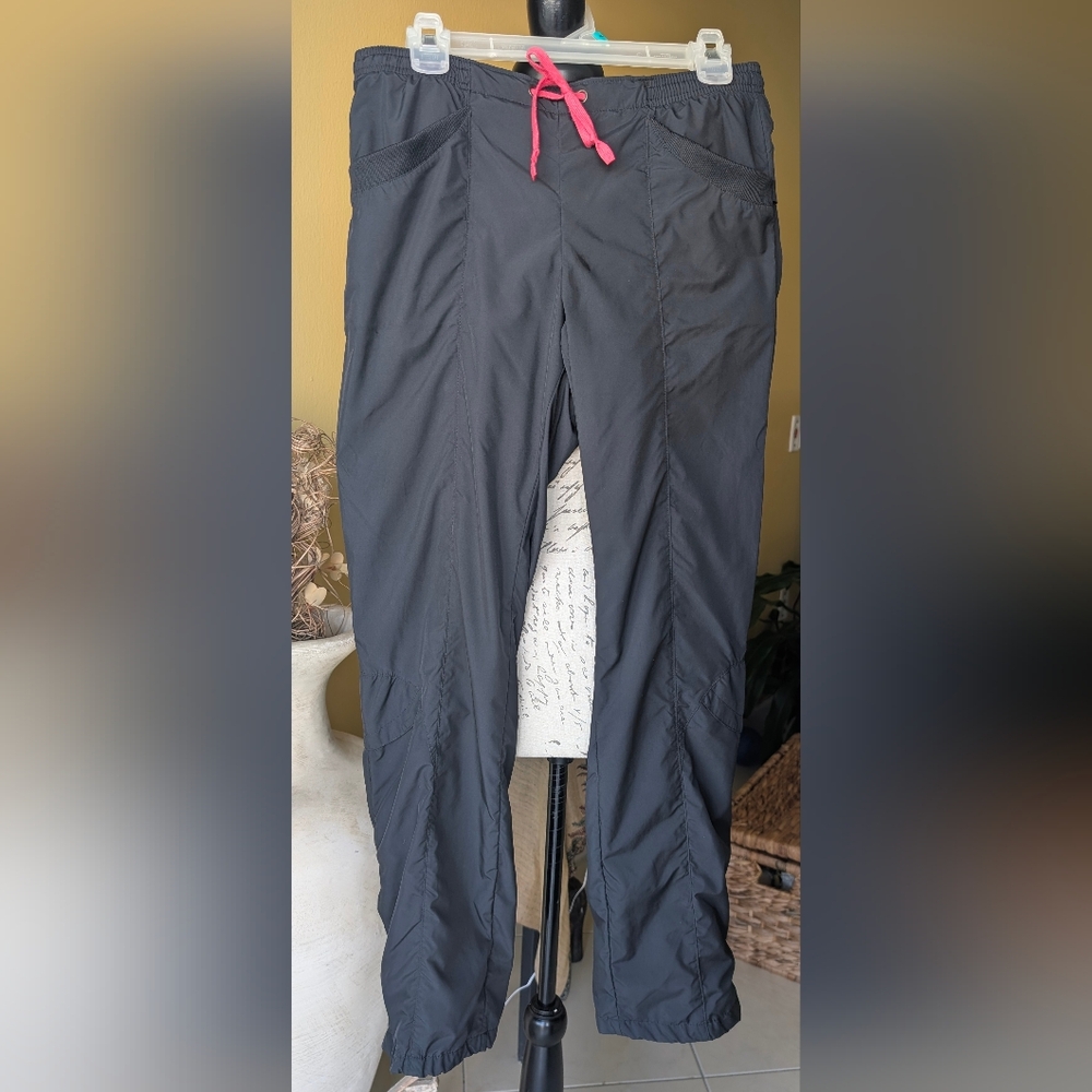 Nike Dri-FIT Black Women’s Athletic Pants Orange Drawstring & Zipper Hem Small